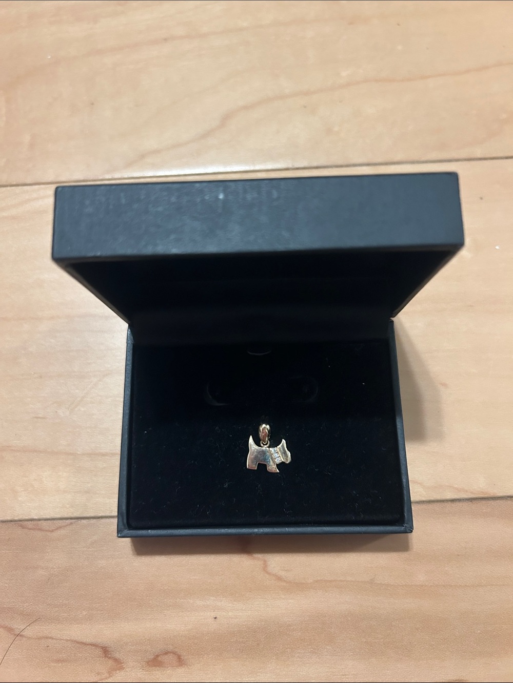 18K Gold Scottie Dog Pendant